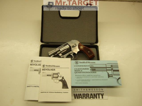 Revolver Smith & Wesson, Mod. 649-2, Kal. .38 special, Zustand Note 2 (gepflegt), 2" Lauf, Ladyrevolver, 5schüssig, stainless, aus Nachlaß *** EWB-pflichtig ***