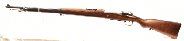 Repetierbüchse DWM Berlin - Argentino 1909 - Note 1  - augenscheinlich nummerngleicher Argentinien-Mauser, mit schönem silberfarbenen System im 1A altersbedingten Zustand,