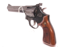 Revolver Taurus - 669 - Note 2  - schwarze Ausführung, 6", vebreitertes Abzugszüngel und Hahn