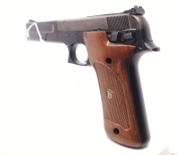 halbautomatische Pistole Smith & Wesson - 422 - Note 3  - KK-Sportpistole mit untenliegendem Lauf, 150mm Lauflänge (6"), Metall optisch im Zustand Note 3,5, technisch und auch die Holzgriffschalen im guten Zustand (Note 2,0) -- > Gesamtnote daher 3, mit 2
