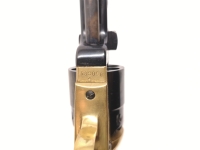 Perkussions-Revolver F.lli Pietta - Colt Navy - Note 2  - Perkussionsrevolver (Eintragung auf gelber WBK) von Pietta im Kal. 44 BP (Black Powder), mit messingfarben angelassenem System, stahlgebläutem Hahn, Abzug, Modell Army 1851, 185mm Lauflänge, messin