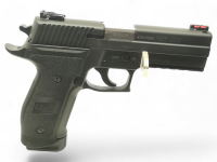 halbautomatische Pistole SIG Sauer - P226 LDC - Note 1  - kaum geschossene fast neuwertige P226 LDC in 9 Luger, Mikrometervisierung, Leuchtkorn, Picatinnyschiene unterhalb des Schlittens, Handballenschutz, mit CIP-Beschusstempel aus 2016, voreintragspflic