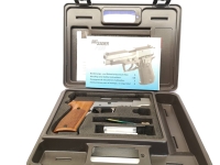 halbautomatische Pistole SIG Sauer - P220 S - Note 2  - schöne Sportpistole von Sig Sauer im Kal. 45 Auto, mit LPA-Visierung, Laufgewicht (montiert), Holzgriffschalen f. beidhändige Nutzung, Bi-Color-Design, Kimme mit weißer Markierung, 150mm Lauf (6"), s
