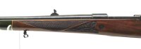 Repetierb&uuml;chse Zastava - 98er System - Note 1  - Unikatwaffe von Zastava im Kal. 458WinMag., Unikat durch prof. Schaftverschneidungen am Holzschaft, jagdliche Motive, offene Visierung mit Kimme und Korn, Aufnahmeschrauben auf dem System f&uuml;r Zastava-Basen 