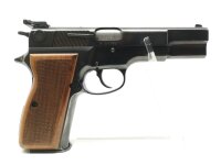 halbautomatische Pistole FEG - P9 - Note 3  - sportliche Gebrauchspistole von FEG - Ungarn, mit 4,5" Lauf, Holzgriffschalen, beidh&auml;ndige Nutzung m&ouml;glich, Sicherung linksseitig, Modell P9, 9mm Luger, LPA-Kimme (Mikrometerkimme), optischer Zustand gepflegt 