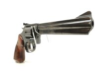 Revolver Taurus - 669 - Note 2  - sportlicher Revovler aus dem Hause Taurus, Kal. .357Mag., Holzgriffschalen f. beidh&auml;ndige Nutzung, 6" Lauf (150mm), 6-Schuss-Trommel, verstellbare Kimme in Seite und H&ouml;he, stahlgebl&auml;uter Hahn sowie Abzugsz&uuml;ngel, optisch i
