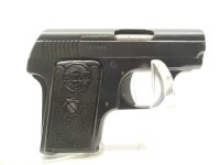halbautomatische Pistole Astra - Firecat - Note 2  - Tascehnpistole ASTRA Firecat im Kal. 6,35mm Browning aus Sammlungsaufl&ouml;sung, Zustand Note 2 (gut), gepflegt, mit Bakelitgriffschalen, Sicherung links, Steckmagazin, spanischer Beschuss, Handballensicher