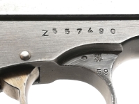 halbautomatische Pistole CZ Uhersky Brod - Mod. 92 - Note 3  - tschechische Taschenpistole CZ Mod. 92 aus Sammlungsaufl&ouml;sung im Kal. 6,35mm Browning, mit schwarzen Bakelitgriffschalen, Steckmagazin, verstecktem Hahn, Br&uuml;nierung leicht berieben, sonst tech