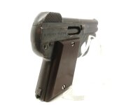 halbautomatische Pistole Steyr - Pieper 1909 - Note 3  - STEYR Pieper Patent im Kal. 6,35mm Browning aus Sammlungsaufl&ouml;sung, mit Beschusszeichen Wien, Zustand altersbedingt Note 3, technisch in Ordnung, leichte Rostn&auml;rbchen &auml;u&szlig;erlich erkennbar, Bakelitgri