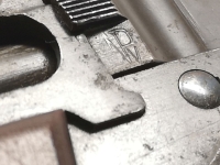 halbautomatische Pistole Steyr - Pieper 1909 - Note 3  - STEYR Pieper Patent im Kal. 6,35mm Browning aus Sammlungsaufl&ouml;sung, mit Beschusszeichen Wien, Zustand altersbedingt Note 3, technisch in Ordnung, leichte Rostn&auml;rbchen &auml;u&szlig;erlich erkennbar, Bakelitgri