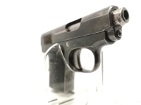 halbautomatische Pistole SEAM - ohne - Note 4  - spanische Taschenpistole im Kal. 6,35mm Browning, aus Sammlungsaufl&ouml;sung, mit Handballensicherung, Bakelitgriffst&uuml;cke, Steckmagazin, altersbedingter optischer Zustand Note 4 (&auml;u&szlig;erliche Rostn&auml;rbchenbildung)