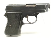 halbautomatische Pistole CZ Uhersky Brod - Mod. 92 - Note 3  - tschechische Taschenpistole CZ Mod. 92 aus Sammlungsaufl&ouml;sung im Kal. 6,35mm Browning, komplett in schwarz, mit schwarzen Kunststoffgriffschalen mit CZ-Logo, Steckmagazin, verstecktem Hahn, te