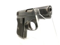 halbautomatische Pistole CZ Uhersky Brod - Mod. 92 - Note 3  - tschechische Taschenpistole CZ Mod. 92 aus Sammlungsaufl&ouml;sung im Kal. 6,35mm Browning, komplett in schwarz, mit schwarzen Kunststoffgriffschalen mit CZ-Logo, Steckmagazin, verstecktem Hahn, te