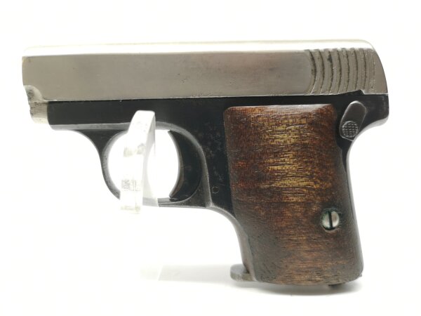 halbautomatische Pistole unbekannt - unbekannt - Note 3  - unbekannte Taschenpistole, vermutlich Baureihe FN 1906 oder &auml;hnlich, Kal. 6,35mm Browning, silberfarbener Schlitten (entbr&uuml;niert), Holzgriffschalen, Steckmagazin, funktioniert tadellos, jedoch ohn