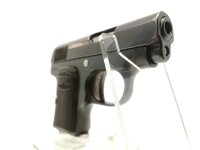 halbautomatische Pistole SEAM - ohne - Note 3  - spanische Taschenpistole im Kal. 6,35mm Browning, aus Sammlungsaufl&ouml;sung, Bakelitgriffst&uuml;cke, Steckmagazin, altersbedingter Zustand Note 3 (leichte &auml;u&szlig;erliche Rostn&auml;rbchenbildung), technisch in Ordnung, f&uuml;r