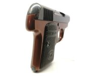 halbautomatische Pistole Unique - Modell 10 - Note 3  - franz&ouml;sische Taschenpistole "Unique", Mod. 10, &auml;hnlich der FN 1906 Browning, hier aus Sammlerhand, mit br&auml;unlich lackiertem Griffst&uuml;ck und schwarzem Schlitten (bi-color), Zustand optisch Note 3 (alte