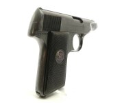 halbautomatische Pistole Walther Zella-Mehlis - Mod. 8 - Note 3  - deutsche Taschenpsitole von Walther, Modell 8, Bakelit-Griffschalen mit 6,35 bzw. CW-Logo, Sicherung, Steckmagazin mit Walther Schriftzug, befriedigender Sammlerzustand, leichte Rostn&auml;rbch