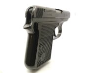halbautomatische Pistole CZ Uhersky Brod - Mod. 92 - Note 2  - tschechische Taschenpistole CZ Mod. 92 aus Sammlungsaufl&ouml;sung im Kal. 6,35mm Browning, komplett in schwarz, mit schwarzen Kunststoffgriffschalen mit CZ-Logo, Steckmagazin, verstecktem Hahn, te