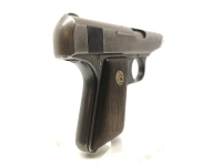 halbautomatische Pistole Deutsche Werke - Ortgies - Note 3  - handliche Taschenpistole aus Erfurt, bekannt unter dem Namen Ortgies, Kal. 6,35mm, mit Holzgriffschalen und Handballensicherung, goldfarbenes Logo auf den Griffschalen, Br&uuml;nierung am Schlitten 