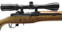 halbautomatische B&uuml;chse Ruger - Mini 14 - Note 2  - halbautomatische B&uuml;chse RUGER Ranch Rifle, auch Mini 14 genannt, Kal. .223 Remington, Holzschaft (oberes Schaftteil leicht heller als Hauptschaft), Metallschaftkappe, schwarzes System und Lauf, Drehkimme