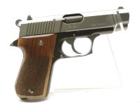 halbautomatische Pistole Erma - EP 422 - Note 2  - handliche KK-Pistole von Erma (Made in Germany), Modell EP 422, in der Seite verstellbare Kimme, bicolor (silber / dubkelgrau), Holzgriffschalen f. beidh&auml;ndige Nutzung, 85mm Lauf, mit Nutzungsspuren aber 