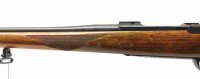 Repetierb&uuml;chse Ruger - M77 - Note 3  - f&uuml;hrige amerikanische Repetierb&uuml;chse von RUGER, Modell M77, Kal. 7mmRemMag, mit innenliegendem Magazin, Montageschiene f. Aufnahme von Ruger-Ringmontagen, Holzschaft nicht geschr&auml;nkt, 98er &auml;hnliches System, Sicherung