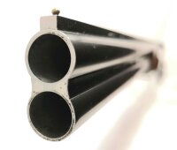 Bockdoppelflinte Rottweil - 500 - Note 2  - jagdliche Einabzug Flinte, Auszieher, Choke 1Stern und 3Stern (voll und halb), sch&ouml;nes verziertes silberfarbenes System, auch f&uuml;r sportliches Schie&szlig;en nutzbar, Sicherung auf Kolbenhals, Perlkorn, Kunststoffschaf