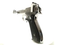 halbautomatische Pistole Margolin - MZM - Note 1  - absolut einzigartige KK-Pistole Margolin MZM, Made in Russia, Griffst&uuml;ck komplett verchromt, somit eine Art Bi-Color-Variante, Formgriff f&uuml;r Rechtsh&auml;nder, verstellbares Korn und Kimme, Steckmagazin, 6" L