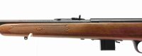 Repetierb&uuml;chse Marlin - 882 - Note 3  - f&uuml;hrige Schonzeitb&uuml;chse im Kal. .22 Win. Mag., mit Holzschaft, Steckmagazin, Schiebkimme (Raster), Korn mit Kornschutz, Gummischaftkappe, Aufnahmen f&uuml;r Riemenb&uuml;gel&ouml;sen, gekr&ouml;pfter Kammerst&auml;ngel, fein eingestellter A